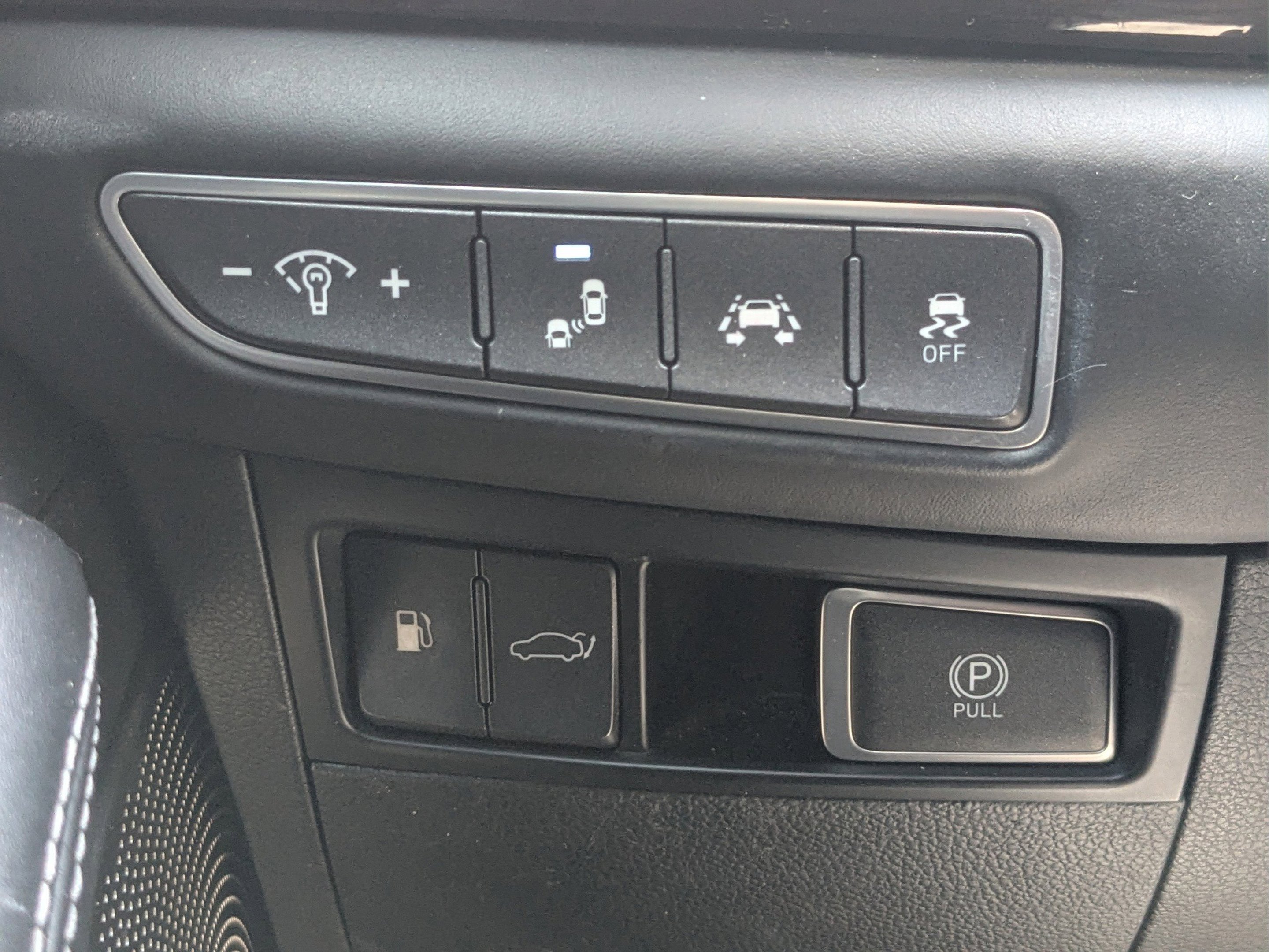 2018 GENESIS G90 Premium - Photo 22
