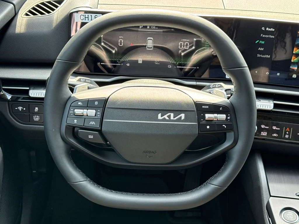New 2026 Steel Gray Kia LX image 23