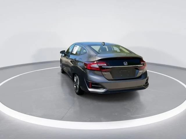 Used 2018  Honda Base image 7