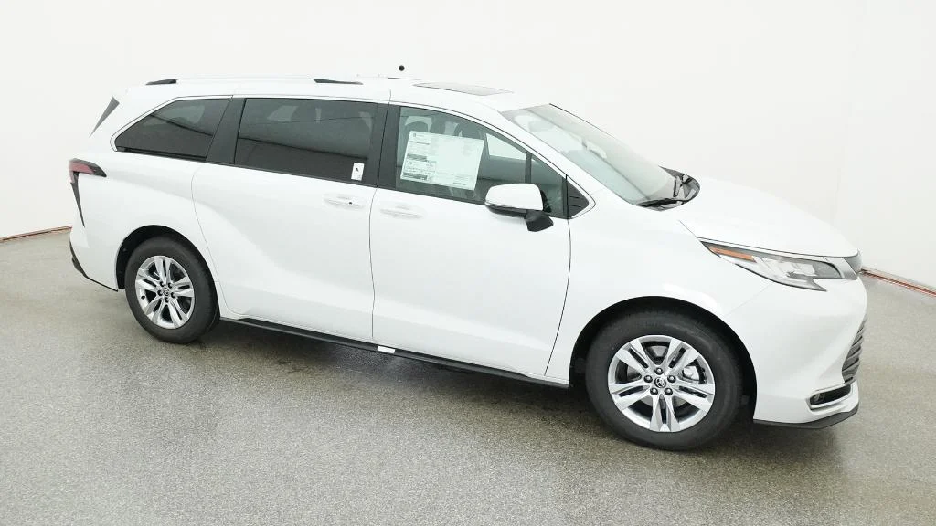 New 2026 Wind Chill Pearl Toyota Limited image 18