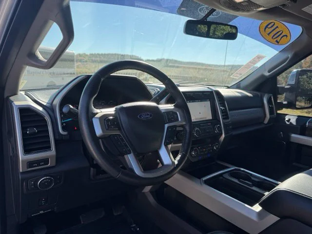 Used 2019 Silver Ford Lariat image 30
