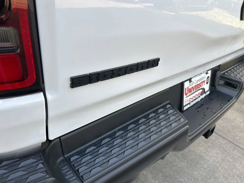 Used 2023 White Ram Big Horn/Lone Star image 17