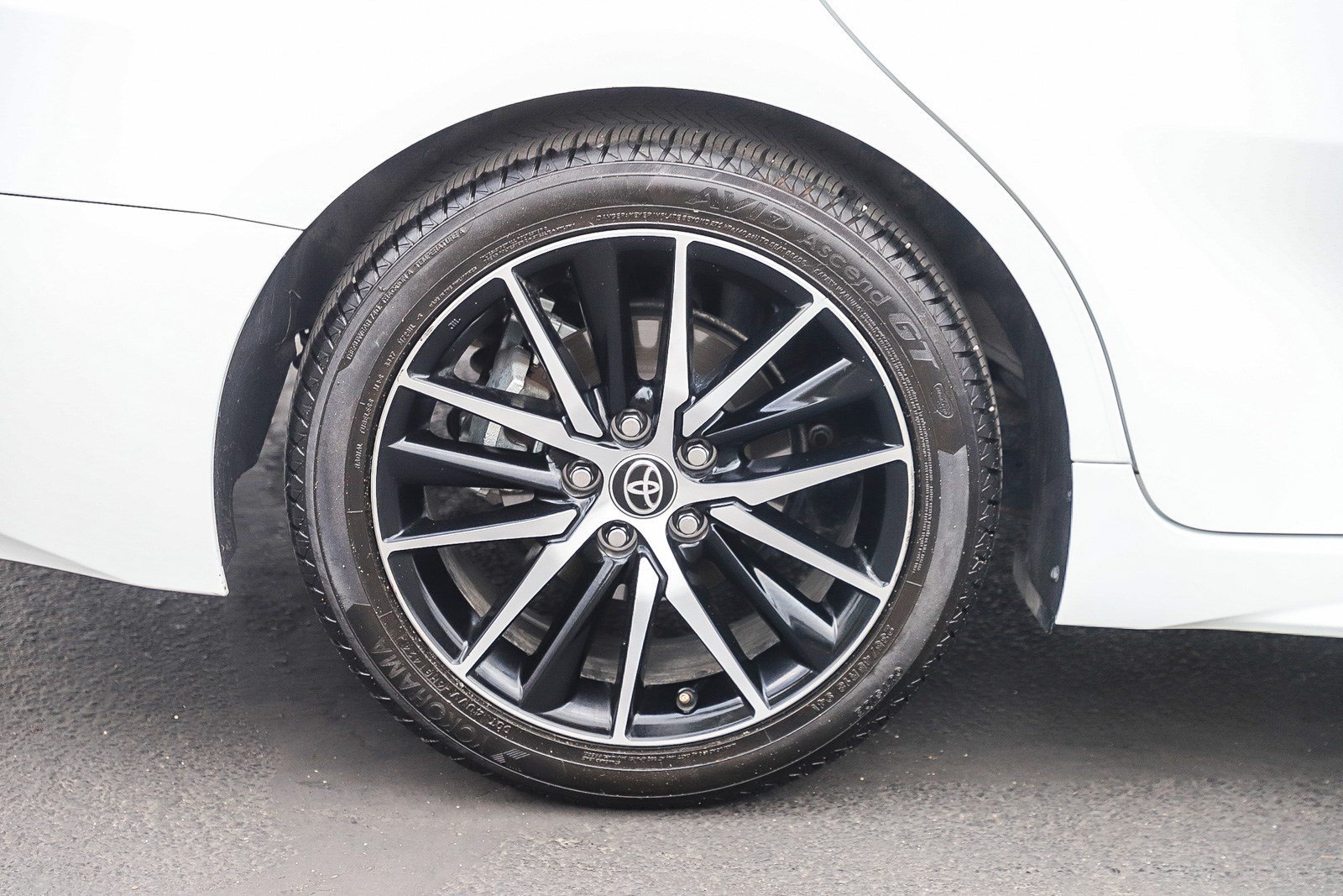 Certified Used 2023 Ice Cap Toyota SE image 11