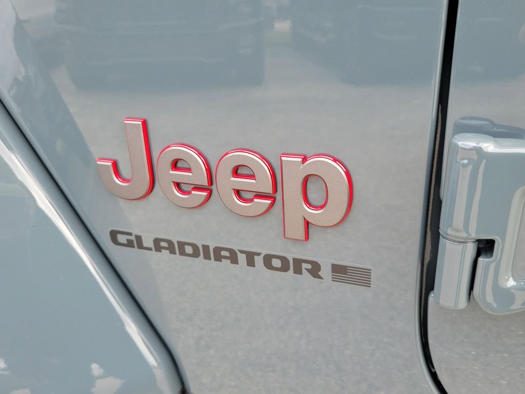 New 2026 Anvil Clear-Coat Exterior Paint Jeep Rubicon image 7