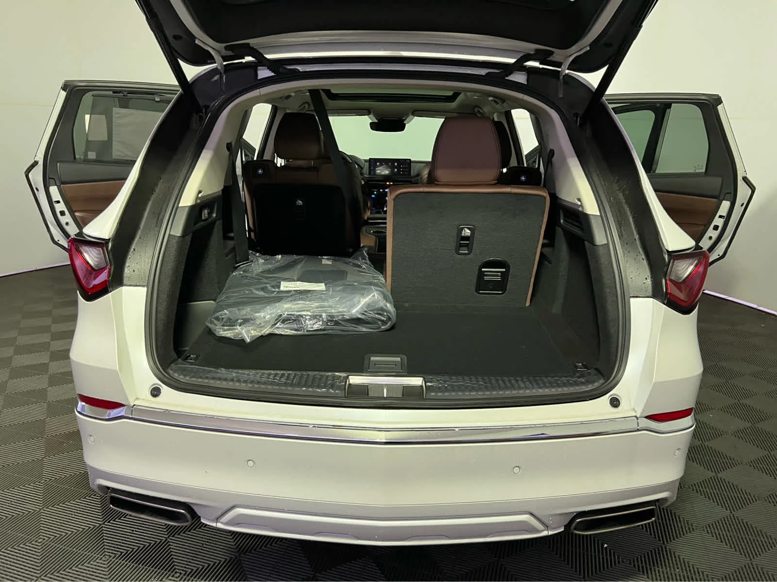 New 2026 Platinum White Pearl Acura w/Advance Package image 18