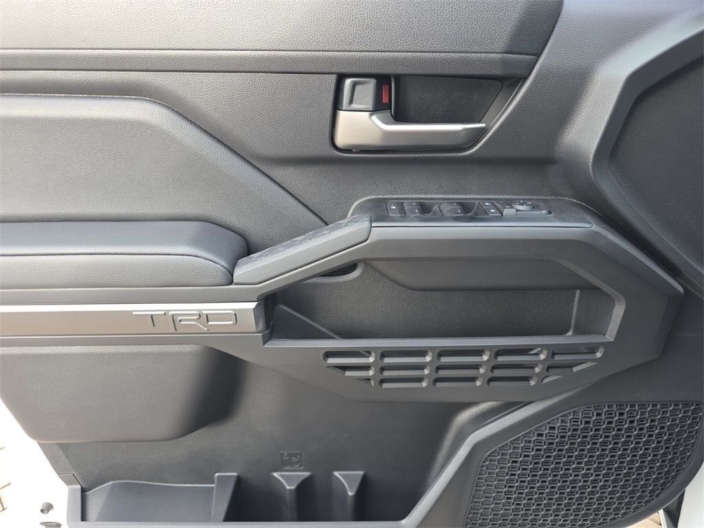 2025 Toyota Tacoma TRD Sport - Photo 48