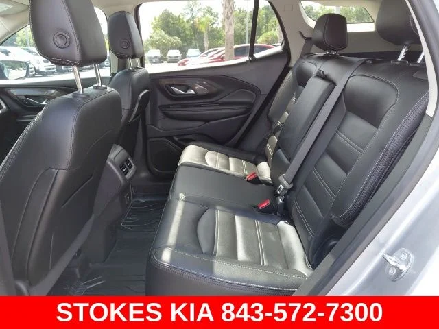 Used 2023 Silver GMC Denali image 27