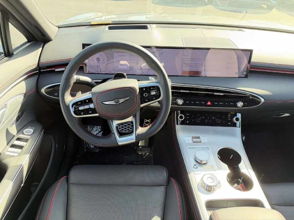New 2027 Blue Genesis 2.5T Sport Prestige image 5