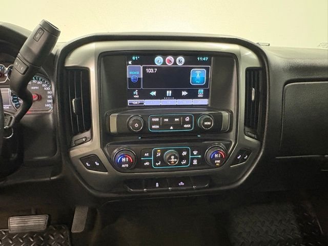 Used 2015 Silver Chevrolet LT image 17