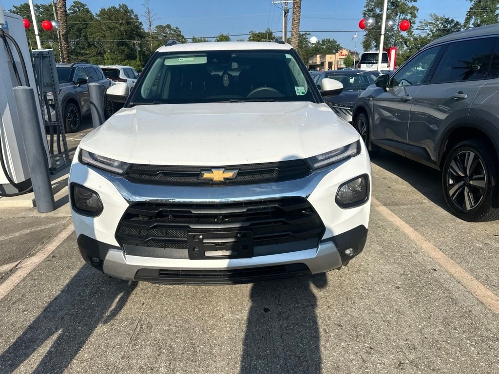 Used 2023 White Chevrolet LT image 2