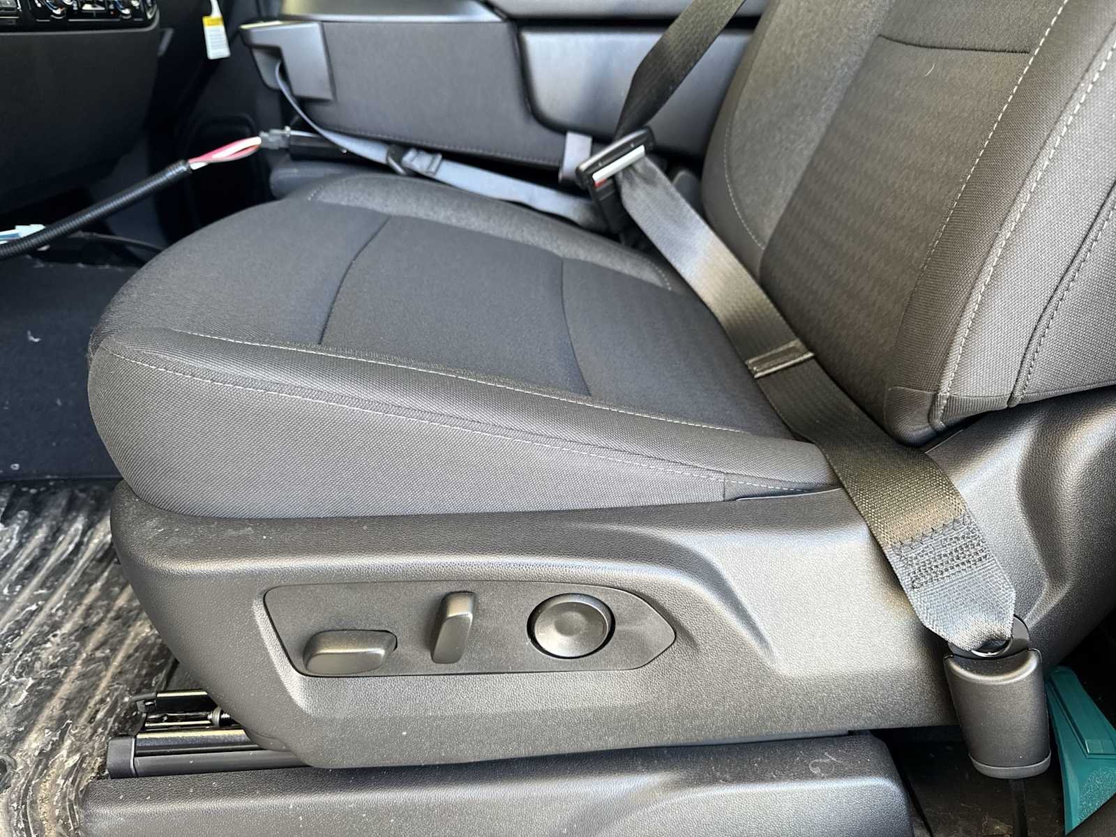 2025 GMC Sierra 2500HD SLE - Photo 6