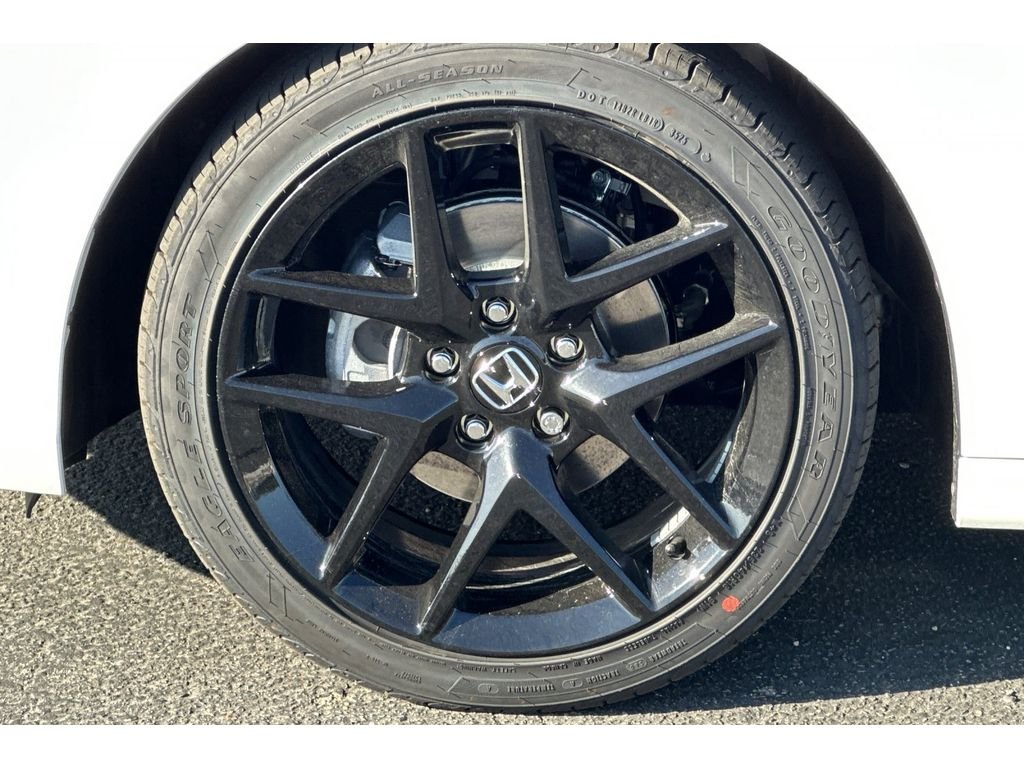 New 2026 Platinum White Pearl Honda Sport image 30