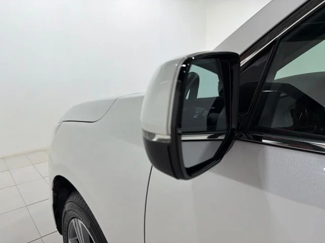 Certified Used 2020 Platinum White Pearl Acura 3.5L image 9