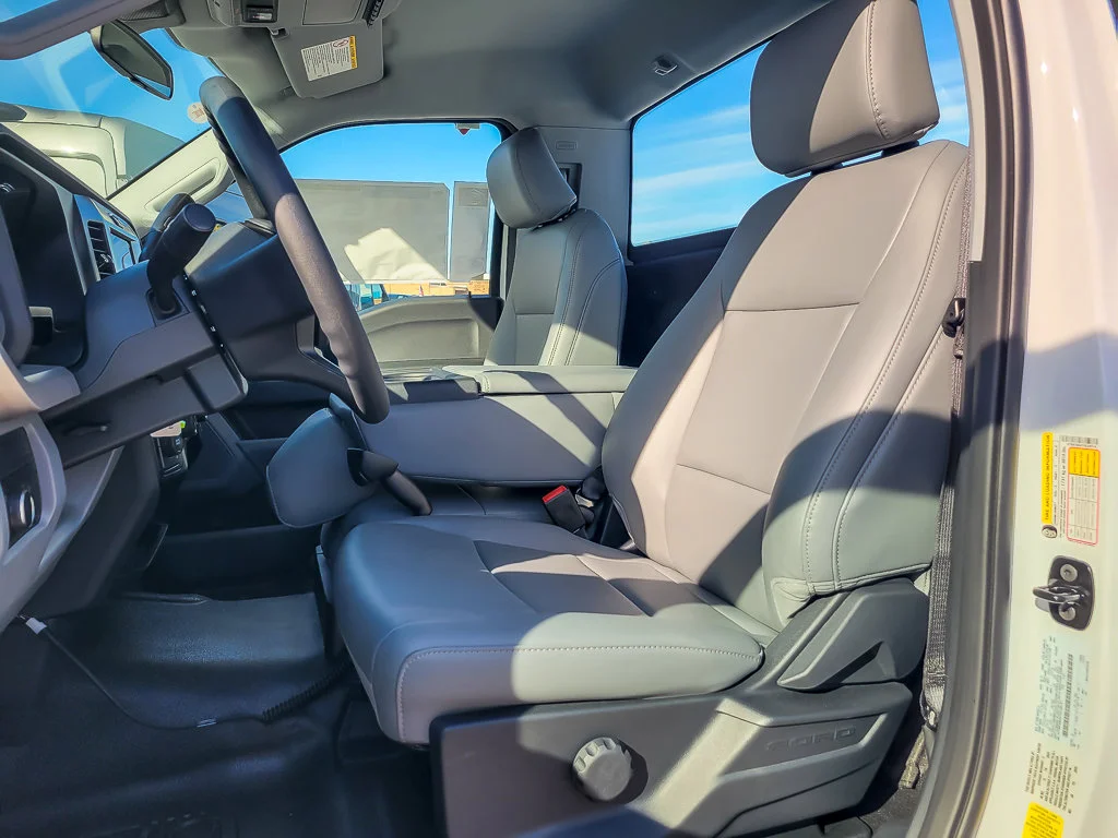 New 2026 Oxford White Ford XL image 10