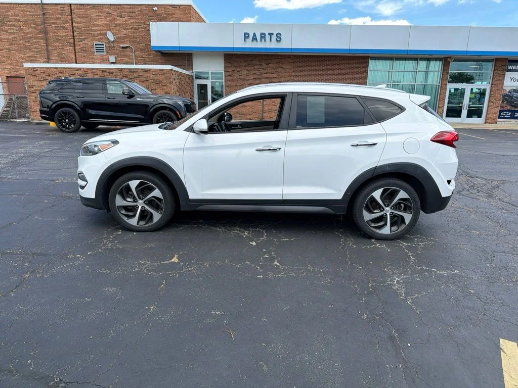 Used 2016 White Hyundai Limited image 1