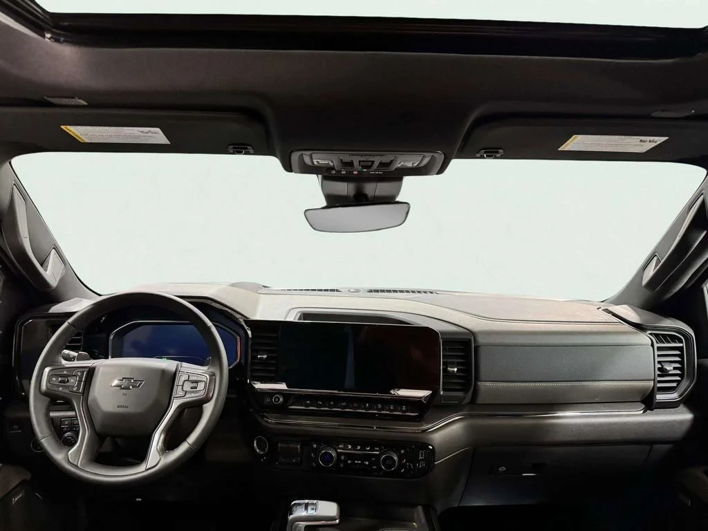 2025 Chevrolet Silverado 1500 ZR2 - Photo 9