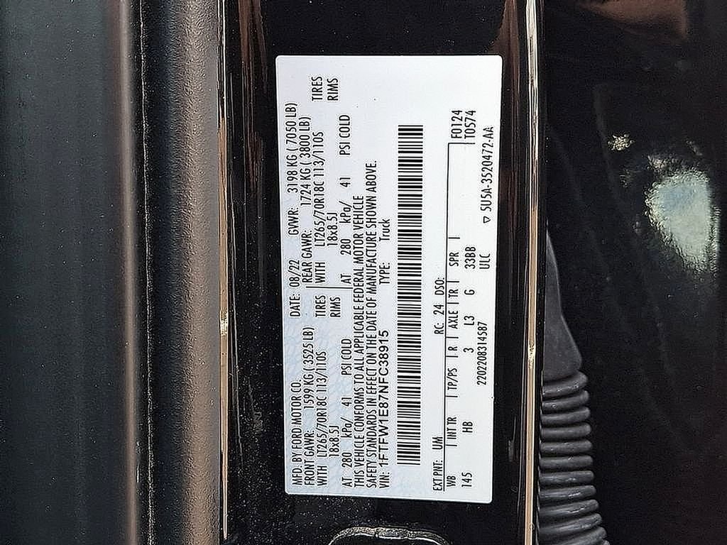 Used 2022 Black Metallic Ford Lariat image 29