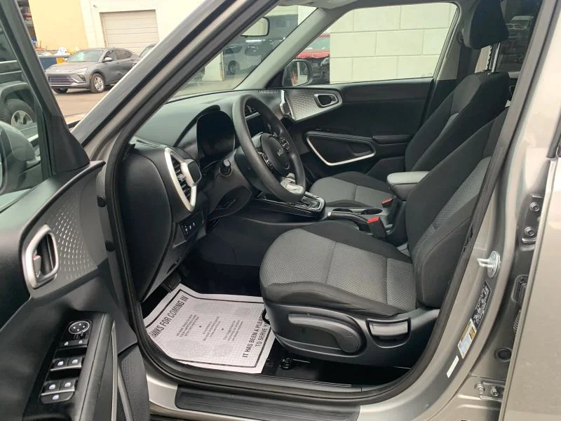 Used 2023 Gray Kia LX Wagon 4D image 26