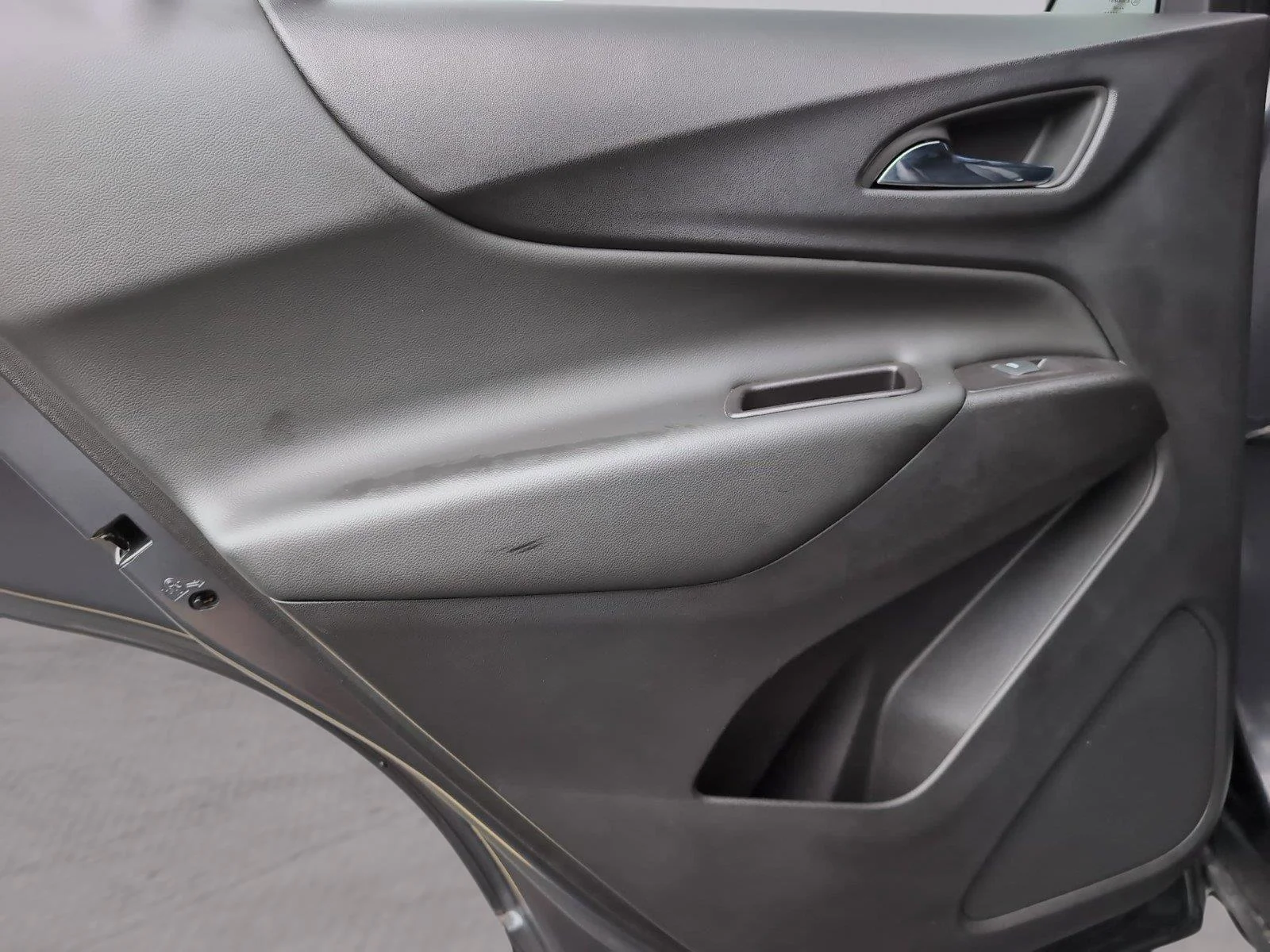 Used 2022 Iron Gray Metallic Chevrolet LT image 31