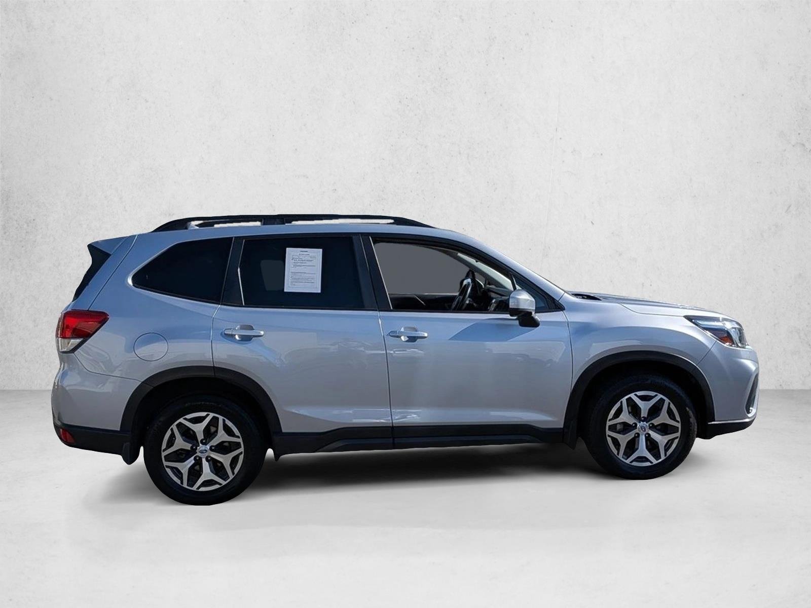 Used 2021 Ice Silver Metallic Subaru Premium image 4