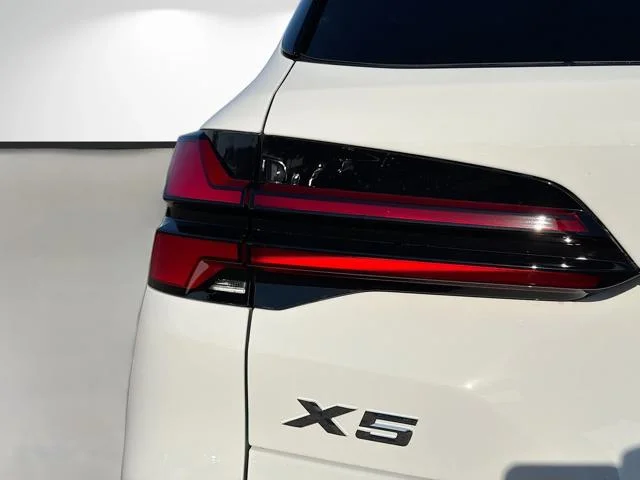 New 2026 Alpine White BMW xDrive50e image 10