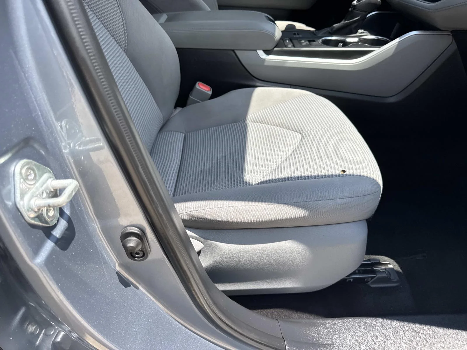 Used 2021 Moon Dust Toyota L image 11