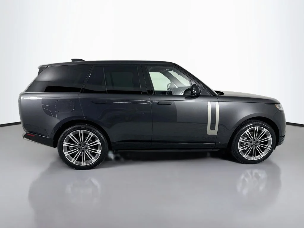 Certified Used 2024 Santorini Black Metallic Land Rover SE image 8