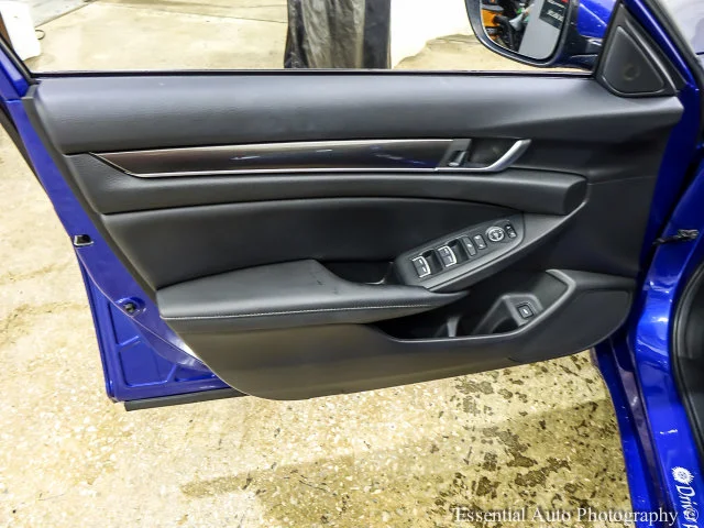 Used 2020 Blue Honda Sport image 18