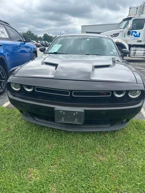 Used 2016 Black Dodge R/T image 2