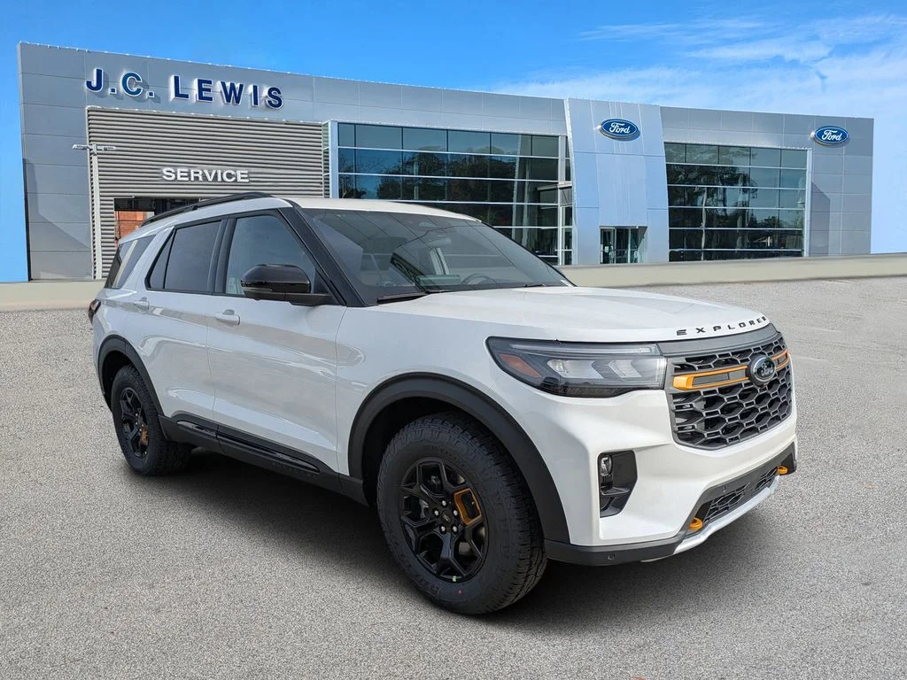 2026 Ford Explorer Tremor 4WD's photo