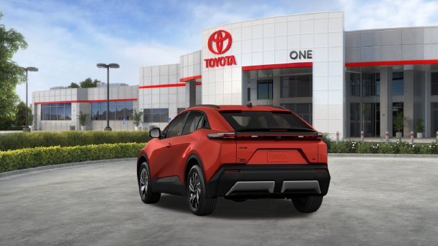 New 2027 Tandoori Toyota  SE image 10