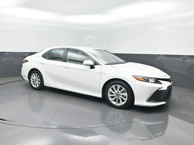 Used 2024 White Toyota LE image 38