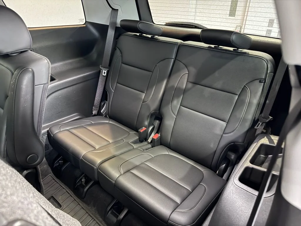 2023 GMC Acadia SLT - Photo 12