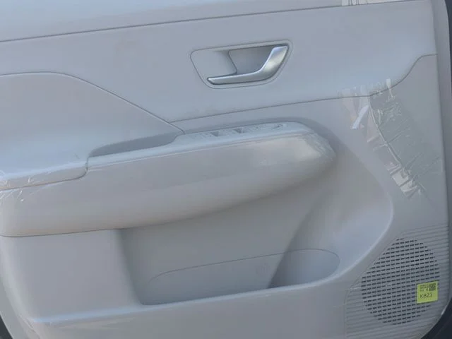 New 2026 Black Hyundai SEL Premium image 12