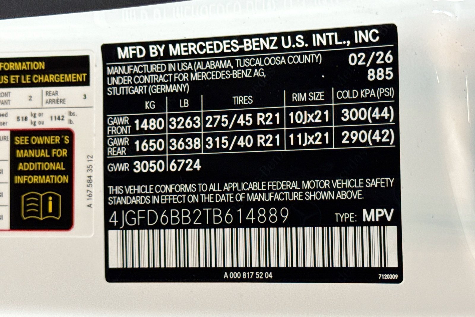 New 2026 MANUFAKTUR Moonlight White Metallic Mercedes-Benz AMG® GLE 53 image 30