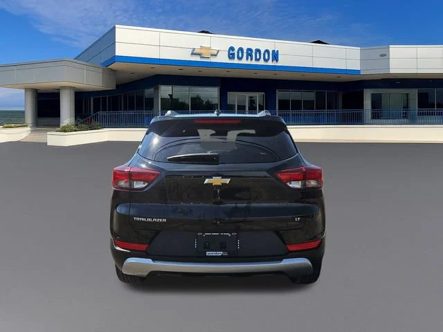 Used 2023 MOSAIC BLACK METALLIC Chevrolet LT image 4