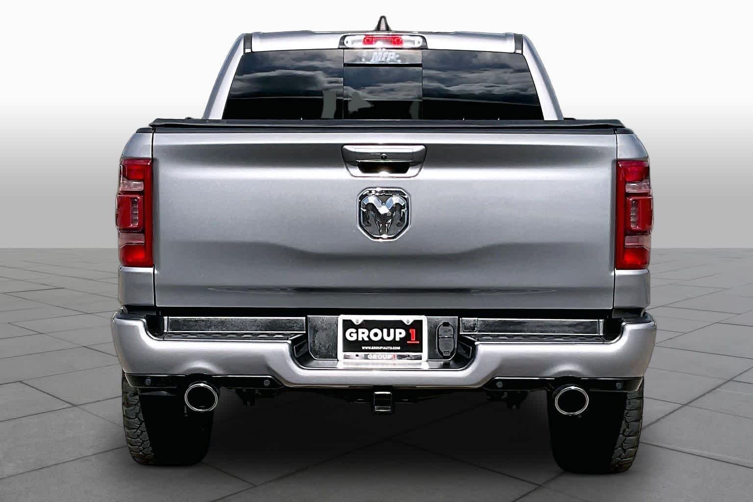Used 2022 Billet Silver Metallic Clearcoat Ram Laramie image 5