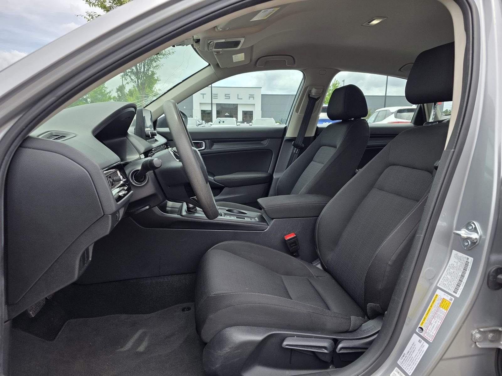 Used 2025 Silver Honda LX image 12