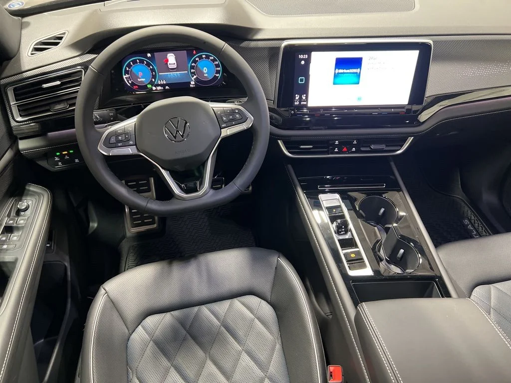 2026 Volkswagen Atlas Cross Sport SEL Premium R-LINE - Photo 12