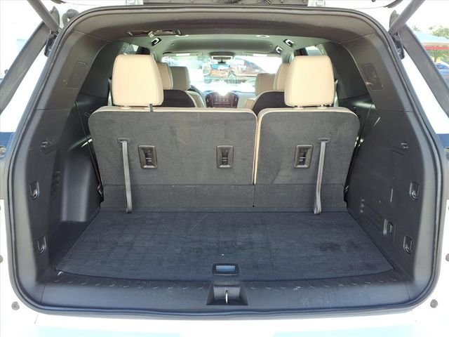 2023 Chevrolet Traverse Premier - Photo 11