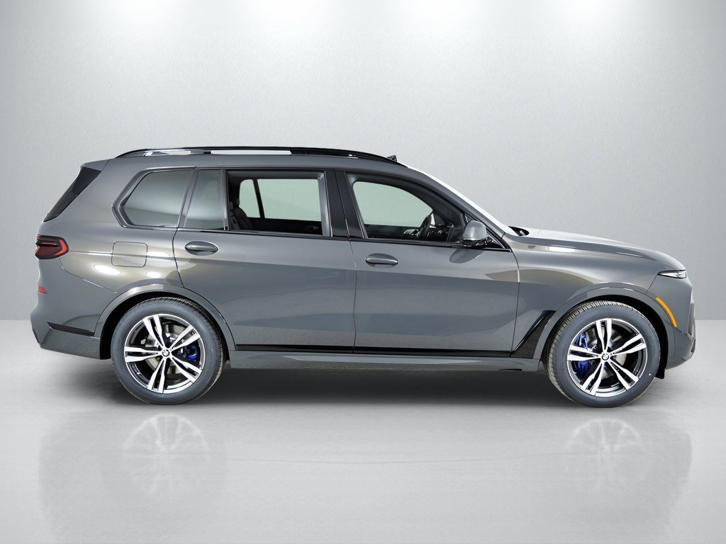 Used 2026 Dravit Grey Metallic BMW xDrive40i image 9