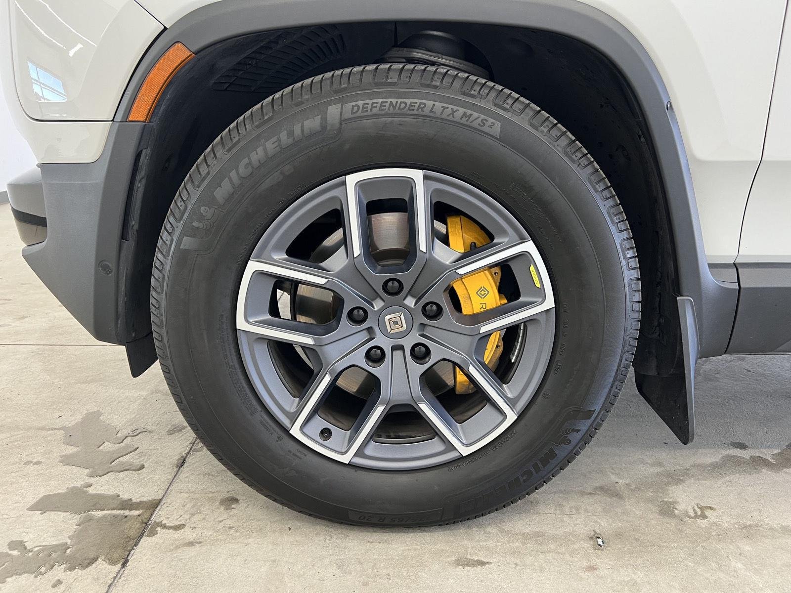 2023 Rivian R1S Adventure - Photo 7