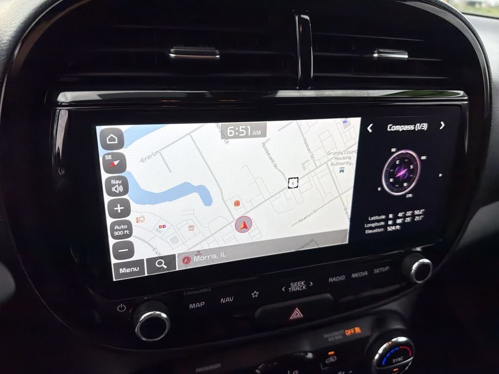 2024 Kia Soul S - Photo 14