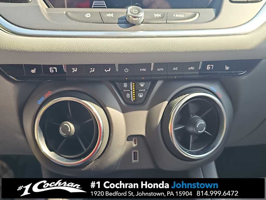 Used 2020 Midnight Blue Metallic Chevrolet LT image 28