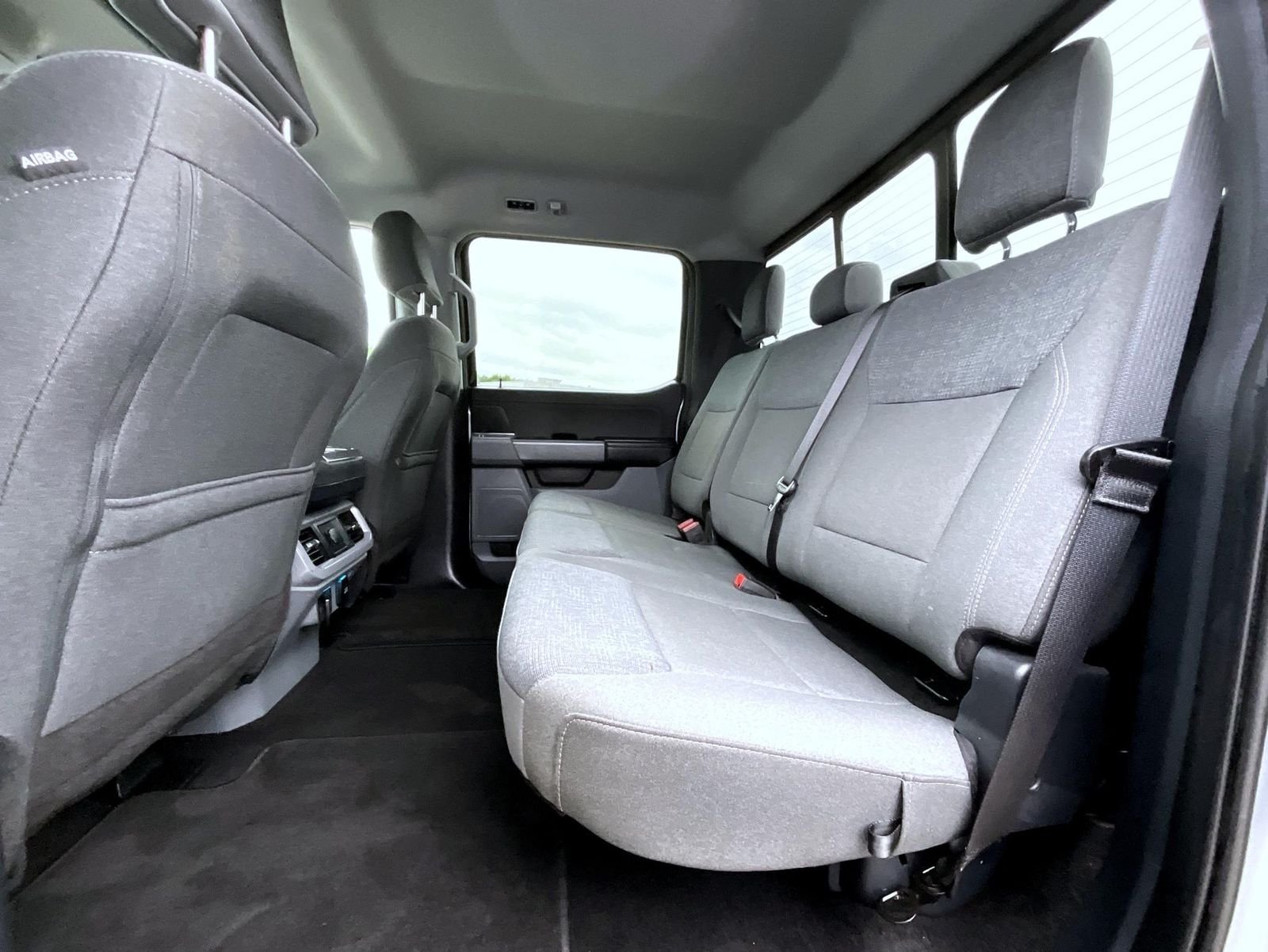 Used 2024 Silver Ford XLT image 22