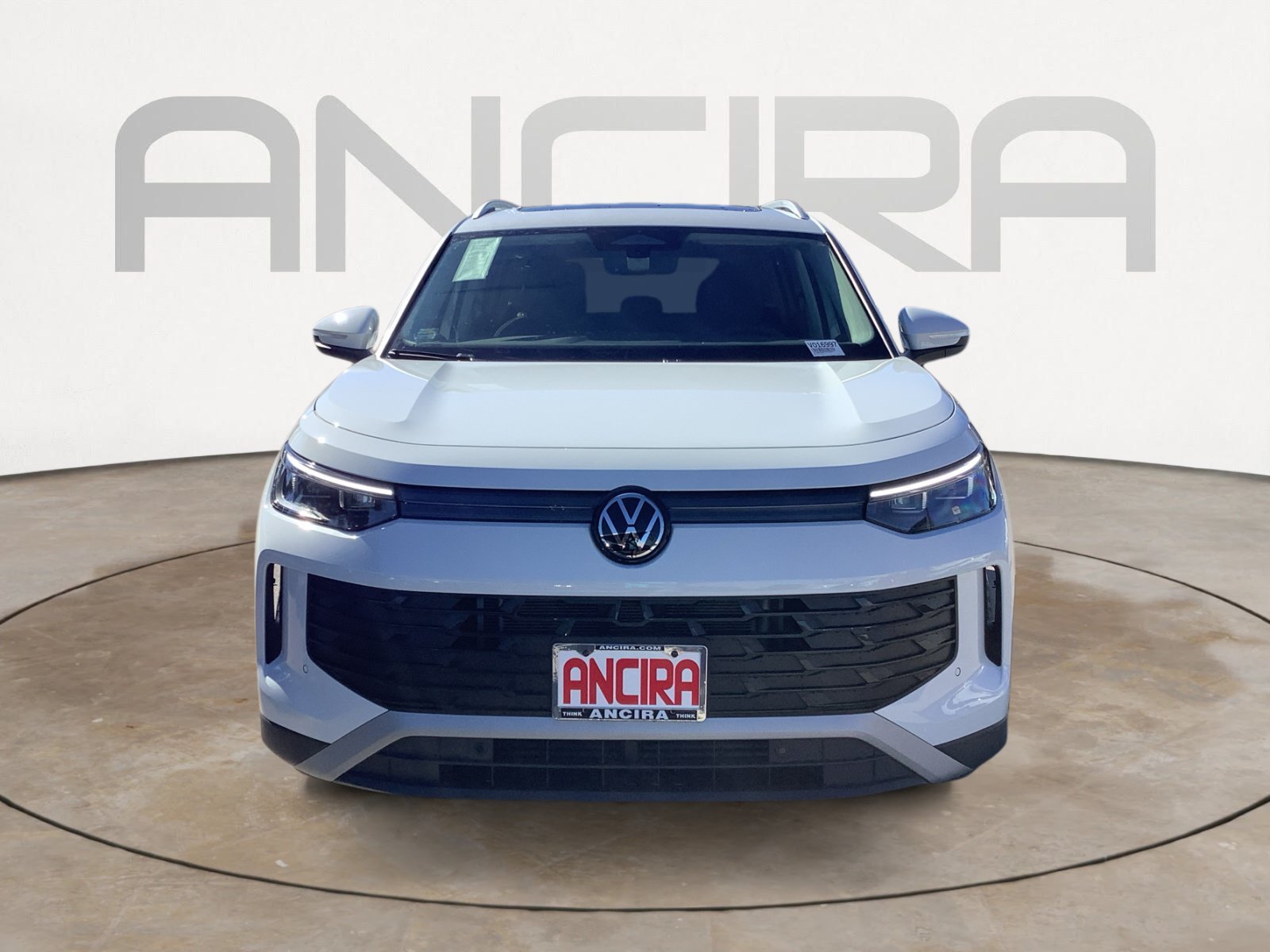 New 2026 PURE WHITE Volkswagen SE image 3