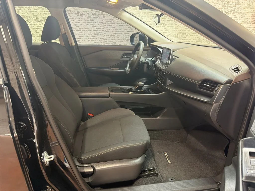 Used 2023 Black Nissan S image 11