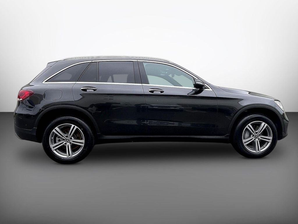 Used 2022 Black Mercedes-Benz GLC 300 image 8