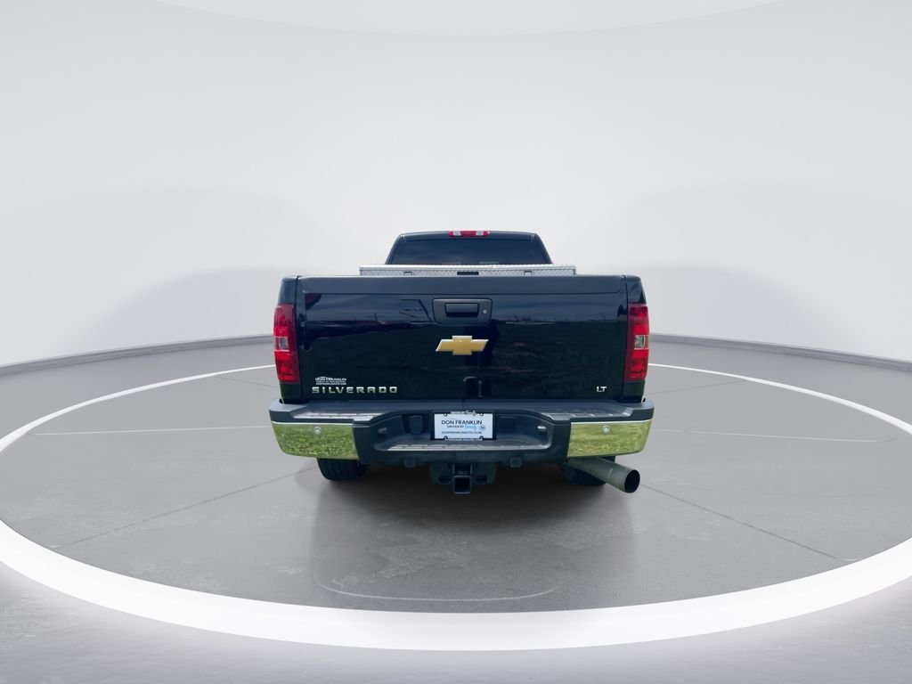 Used 2014 Black Chevrolet LT image 7