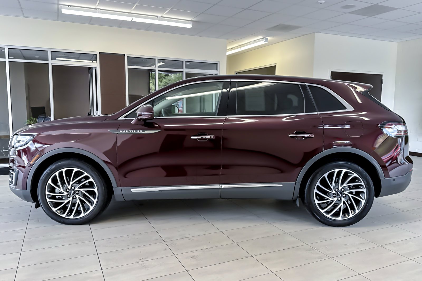 Certified Used 2019 Burgundy Velvet Metallic Tinted Clearcoat Lincoln Reserve image 7